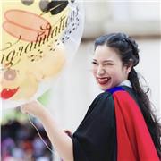 Thai tutor teaches in all age students